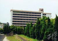 中華新僑中等專業(yè)學(xué)校